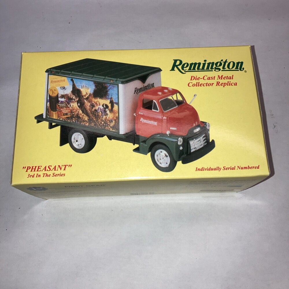 FIRST GEAR 10-1134 REMINGTON GAME BIRD SERIES #5 Goose 1952 GMC DRY GOODS TRUCK